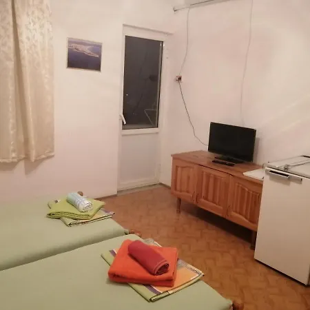 Gasthof къща здравец - с осигурено паркомясто 3*