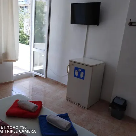 къща здравец - с осигурено паркомясто Guest house 3*