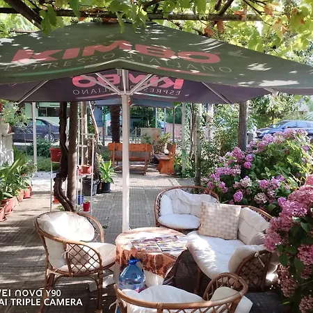 къща здравец - с осигурено паркомясто Guest house Primorsko